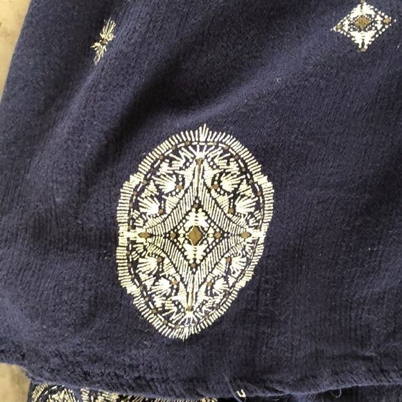 Hi-Low Blue and White Tunic Top - S - Picture 2 of 6